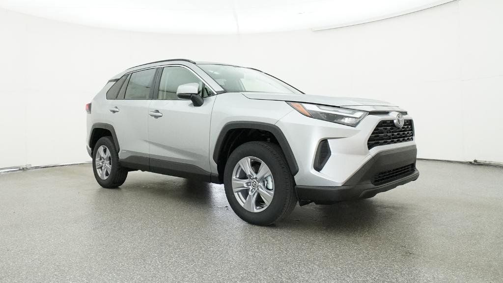 Thumbnail: 2025 Toyota RAV4 - 32