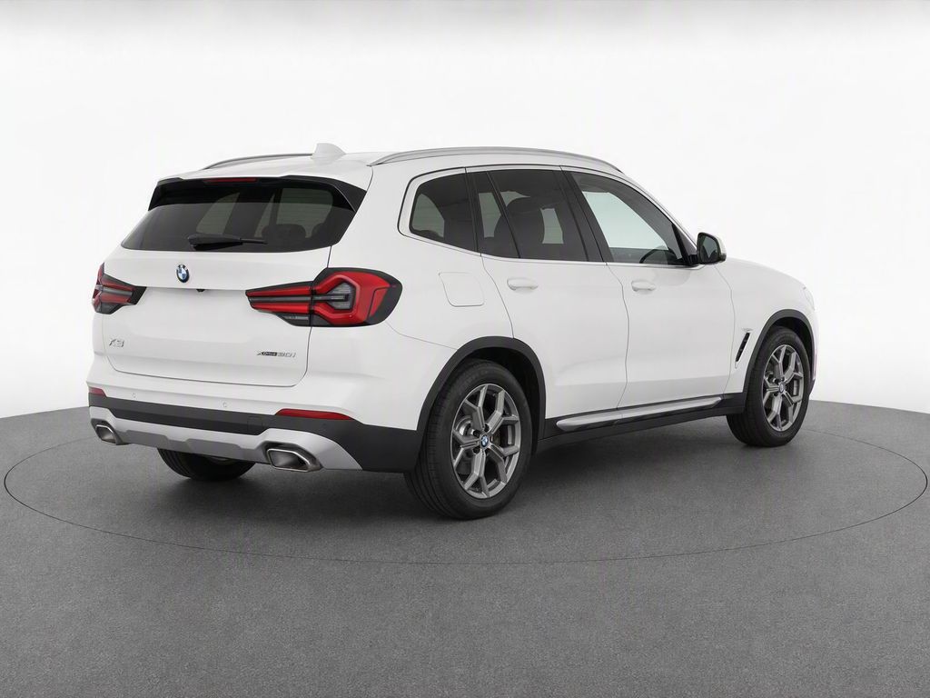 Thumbnail: 2024 BMW X3 - 3