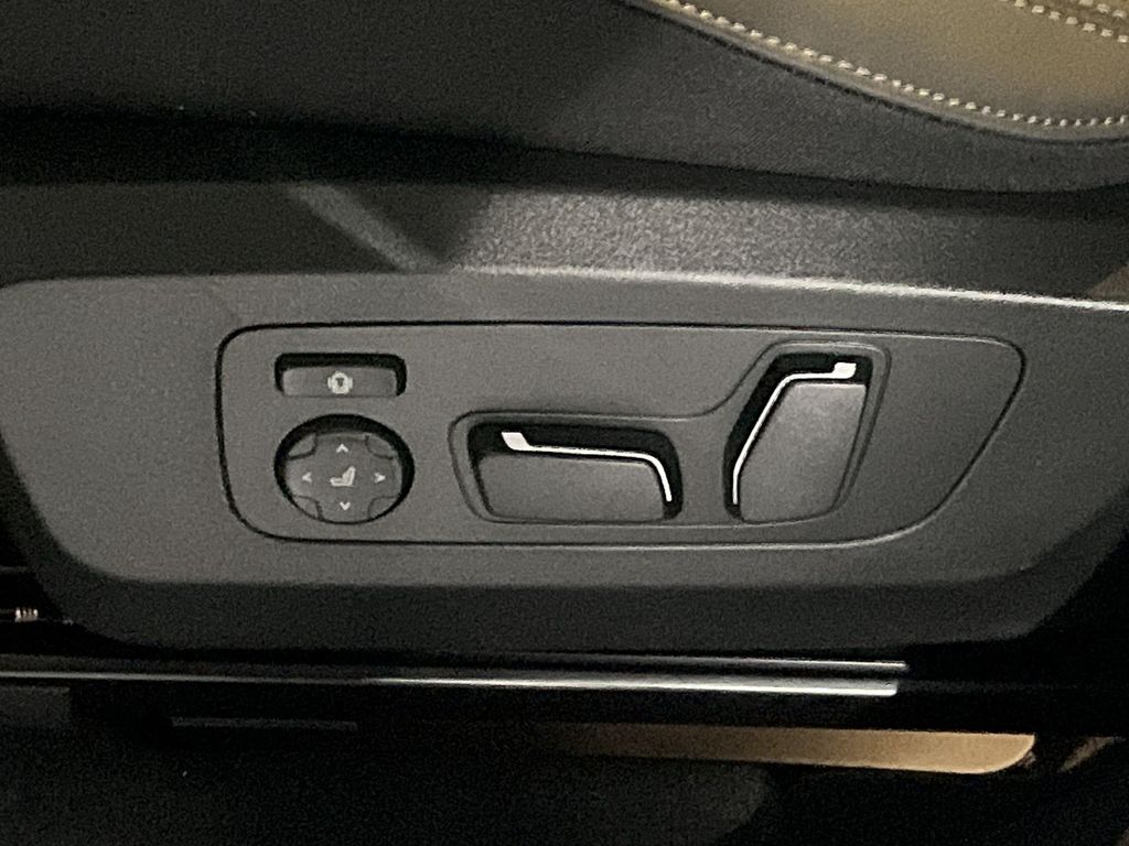 Thumbnail: 2026 BMW X3 - 12