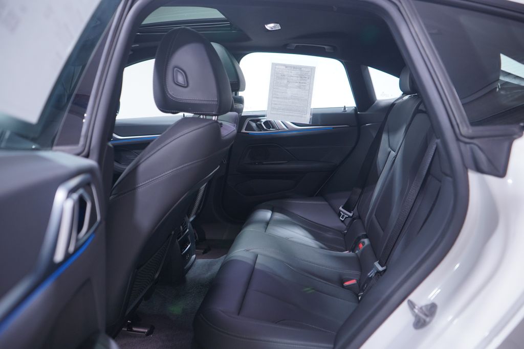 Thumbnail: 2023 BMW i4 - 9