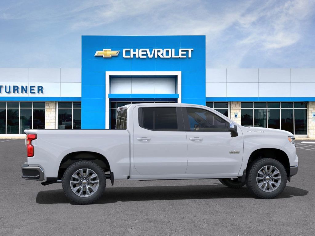 2024 Chevrolet Silverado 1500 LT 5