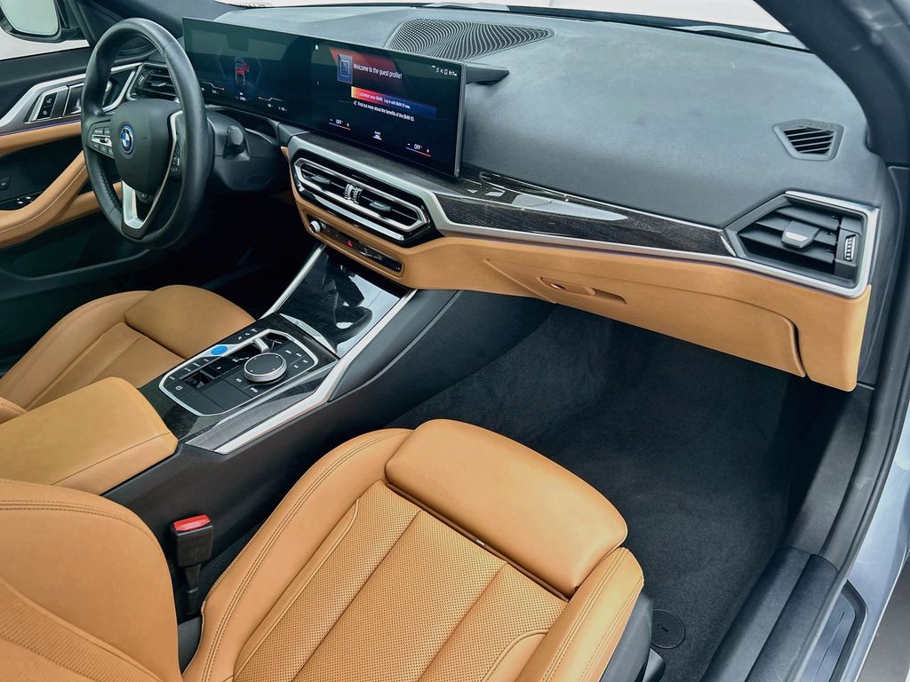 Thumbnail: 2023 BMW i4 - 16