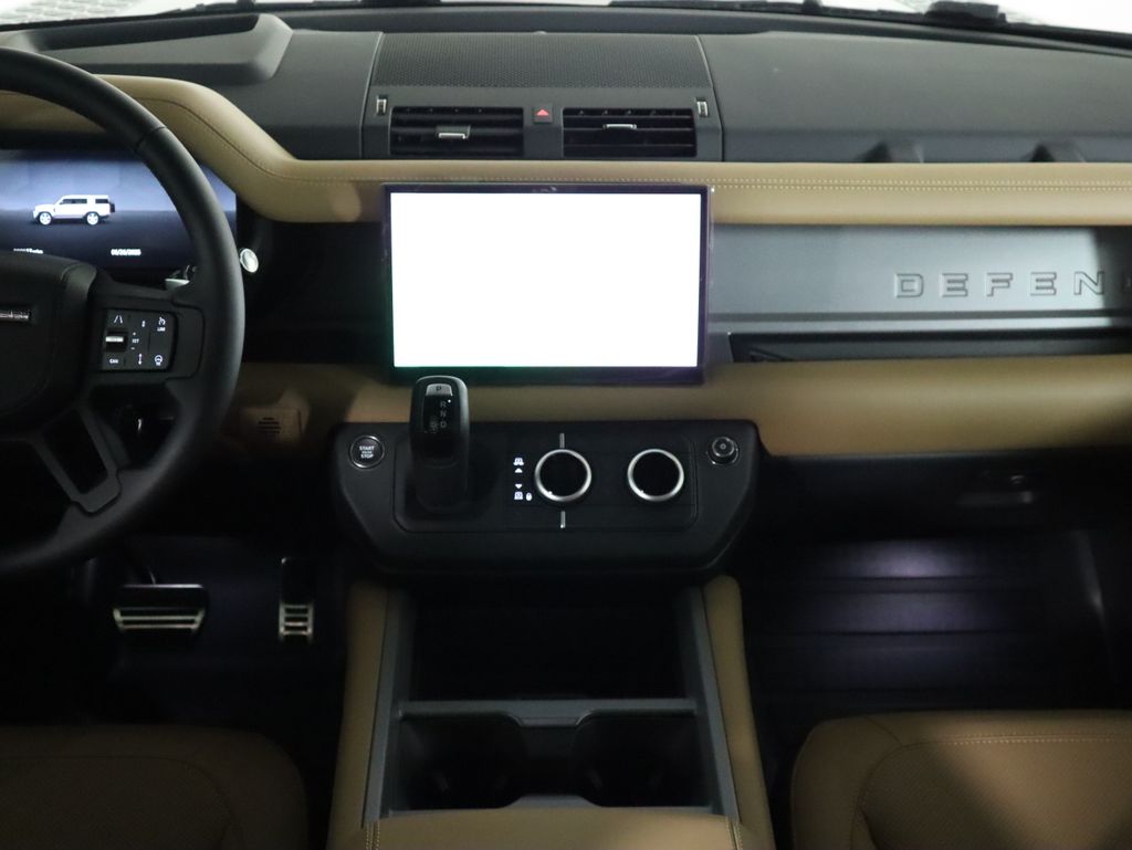 Thumbnail: 2025 Land Rover Defender - 15