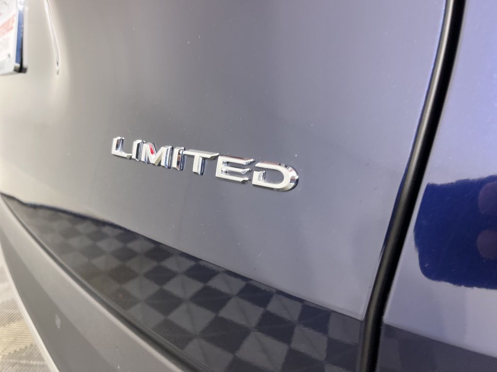 Thumbnail: 2024 Toyota Grand Highlander - 4