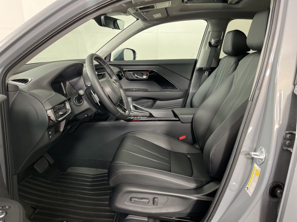 Thumbnail: 2025 Acura ADX - 23