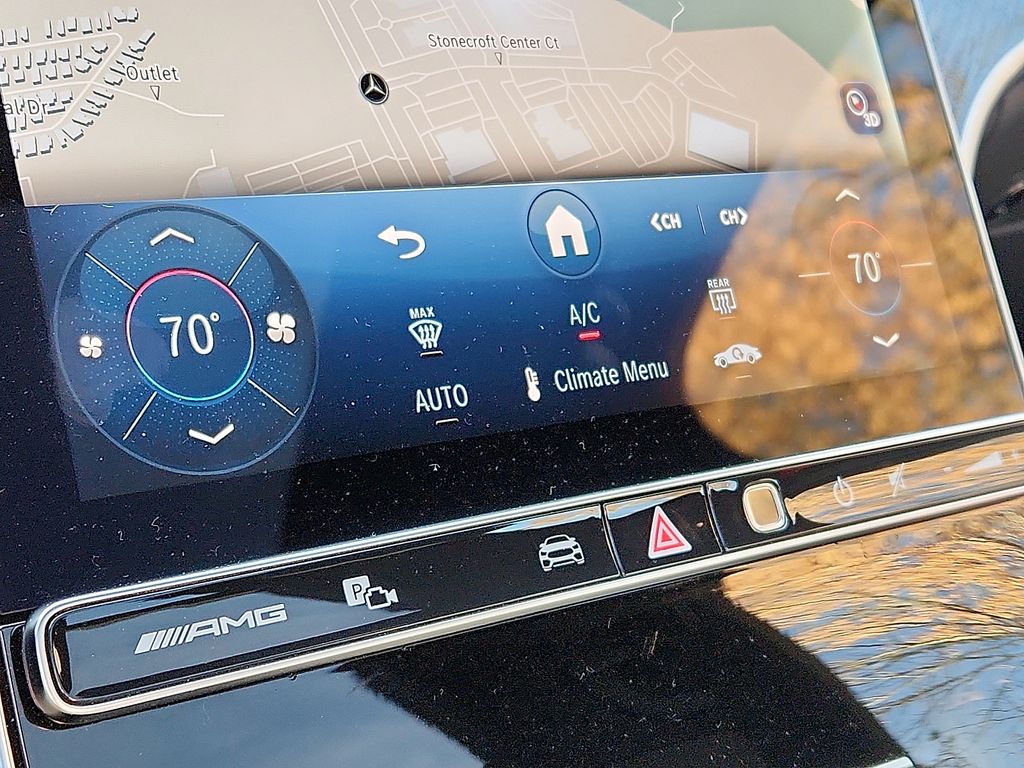 Thumbnail: 2025 Mercedes-Benz GLC - 16