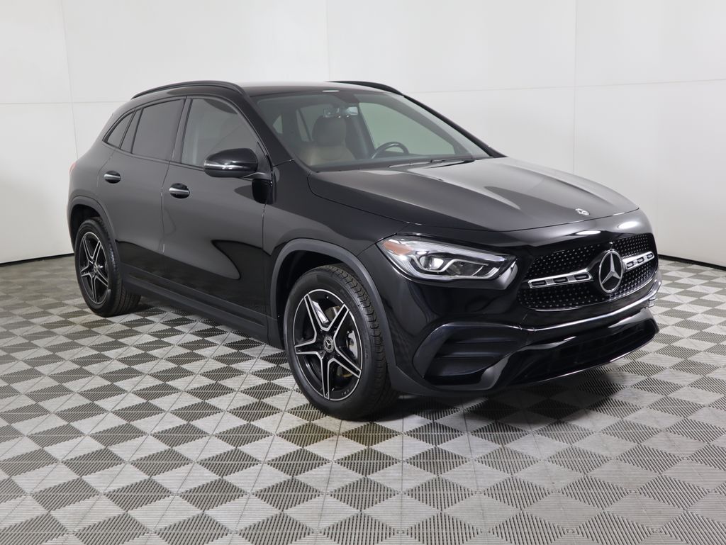 Thumbnail: 2022 Mercedes-Benz GLA - 3