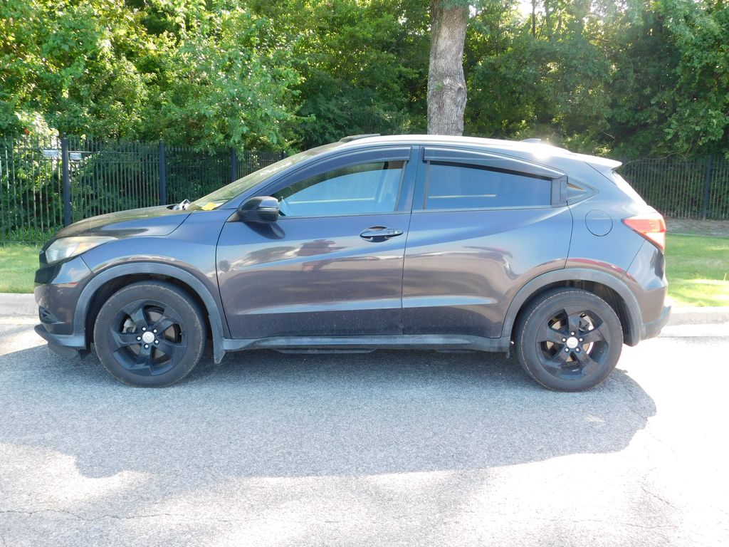 Thumbnail: 2017 Honda HR-V - 2