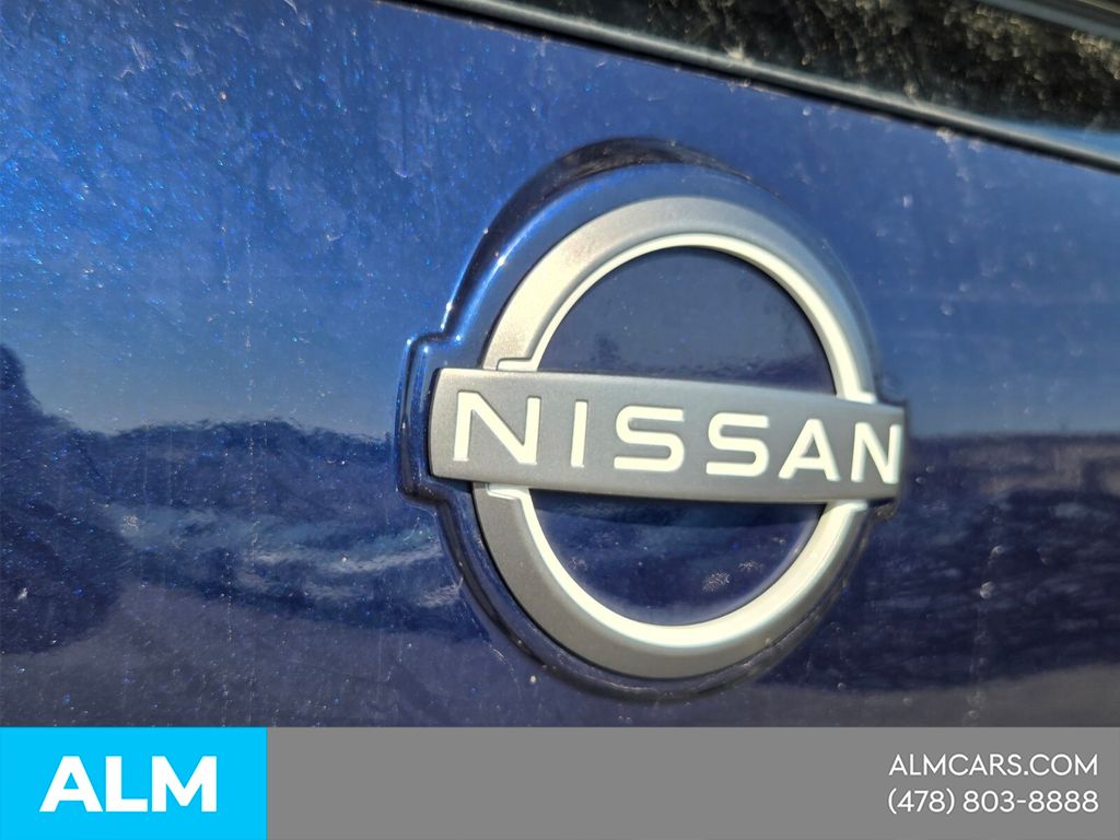 Used 2024 Blue Nissan SV image 9