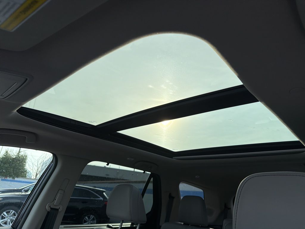 Thumbnail: 2025 Honda Pilot - 11