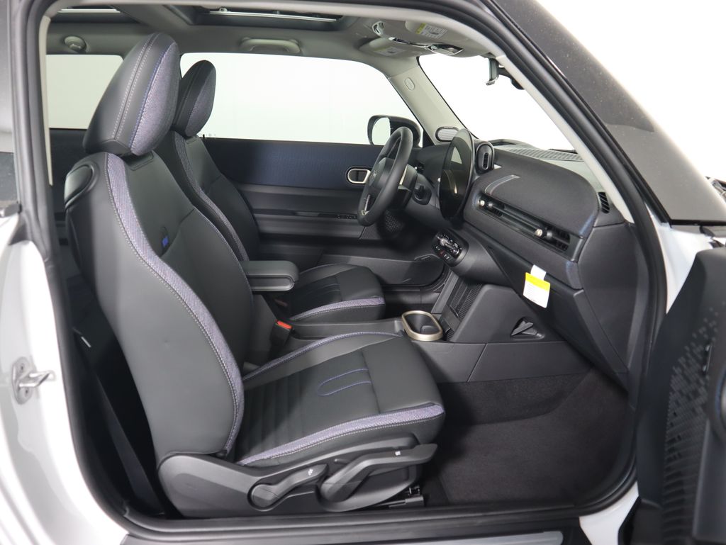 2025 MINI Cooper S 23