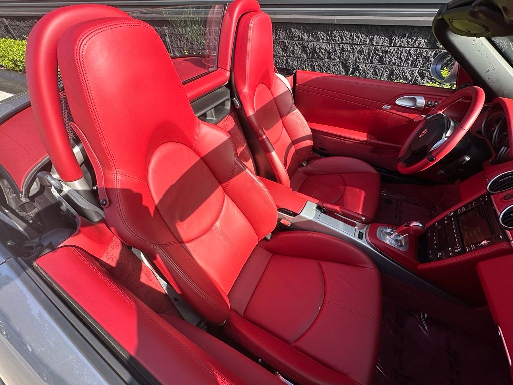 Thumbnail: 2011 Porsche Boxster - 14