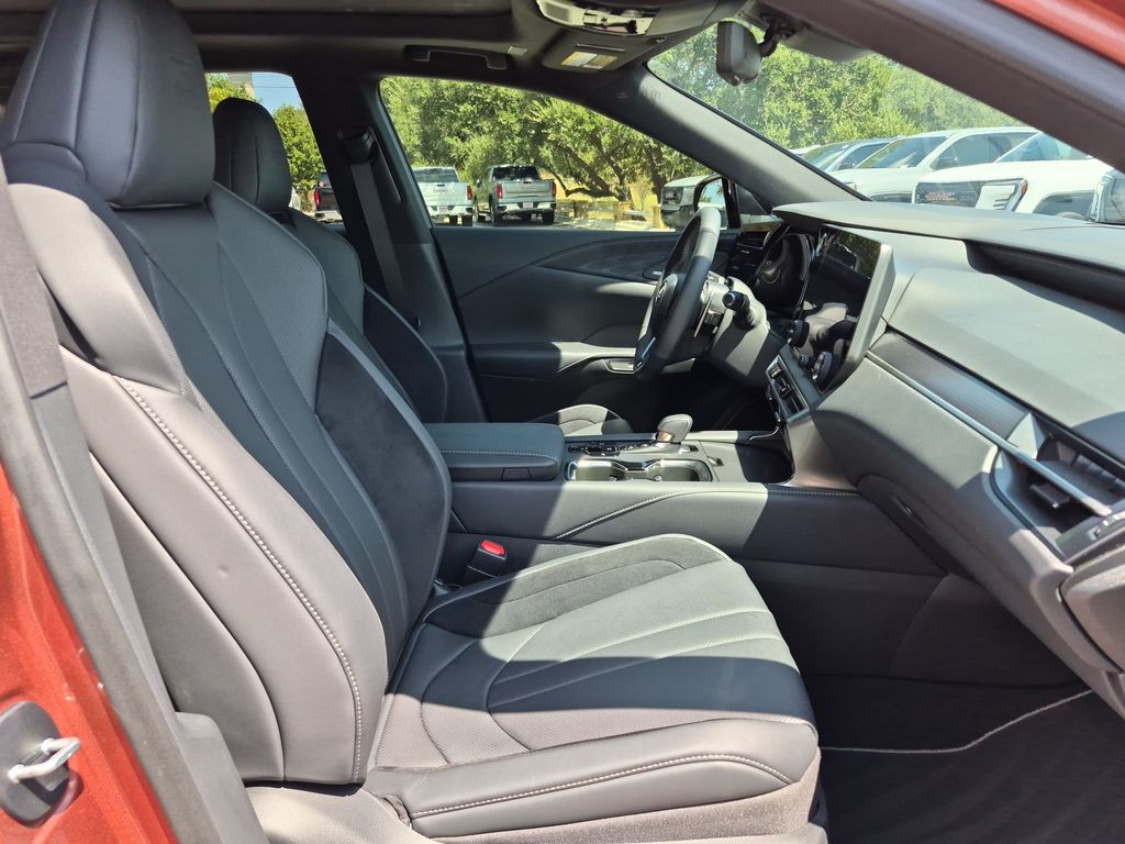 Used 2023 Brown Lexus 500h F SPORT Performance image 39