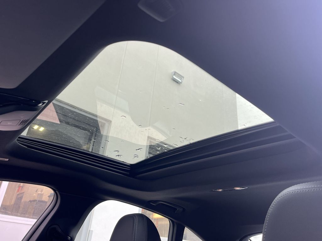 Thumbnail: 2023 BMW 4 Series - 21