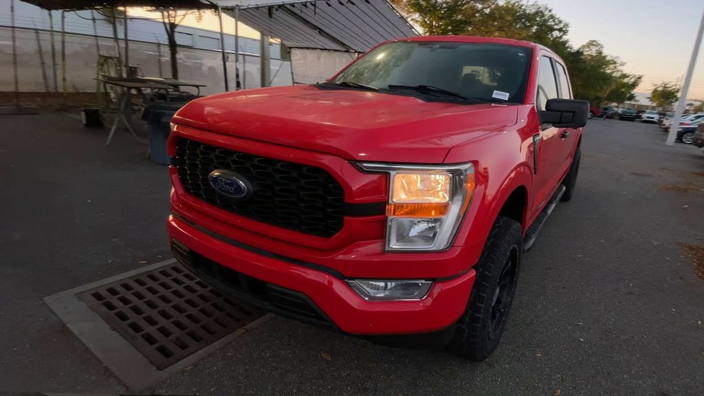 View vehicle photo 4