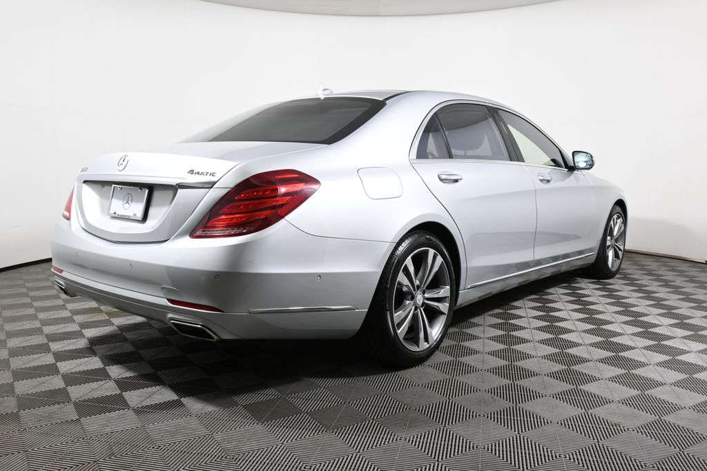 Thumbnail: 2016 Mercedes-Benz S-Class - 7