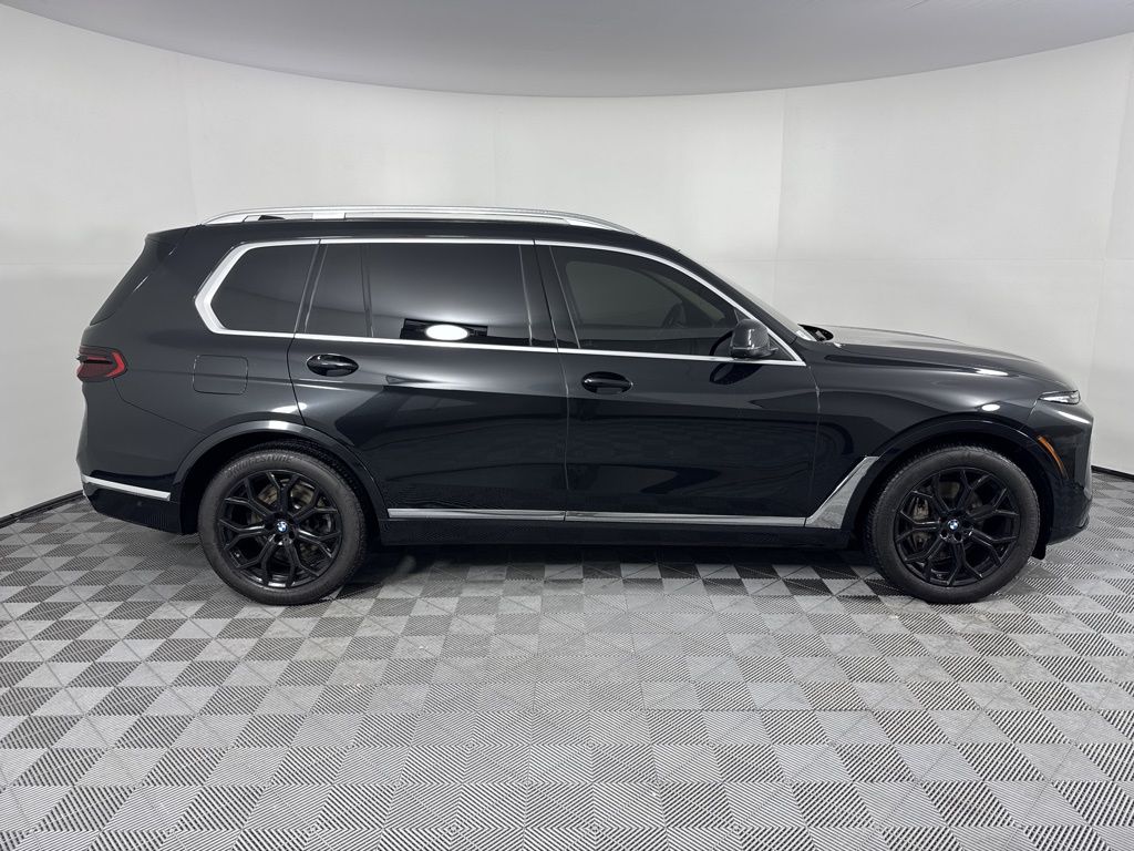 Thumbnail: 2024 BMW X7 - 4