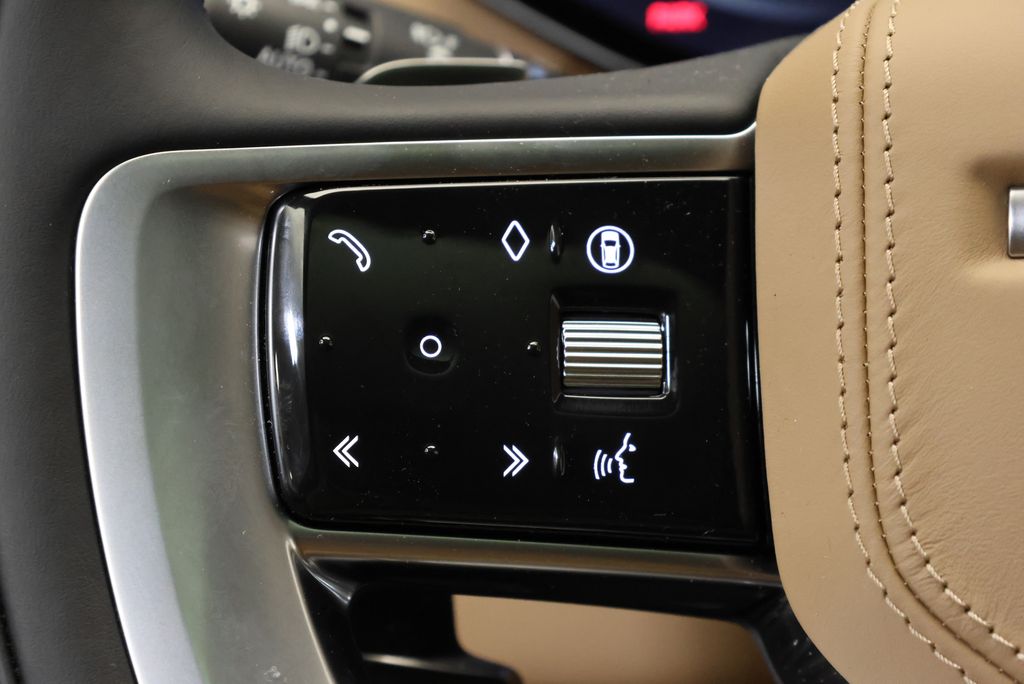 Thumbnail: 2026 Land Rover Range Rover - 18