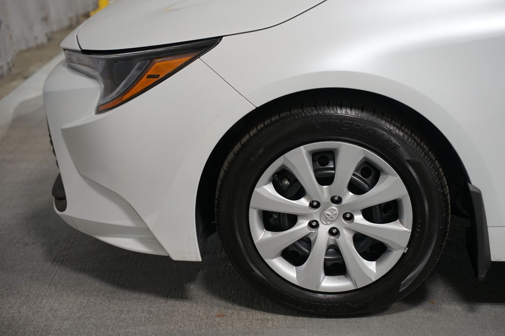 Thumbnail: 2025 Toyota Corolla - 5