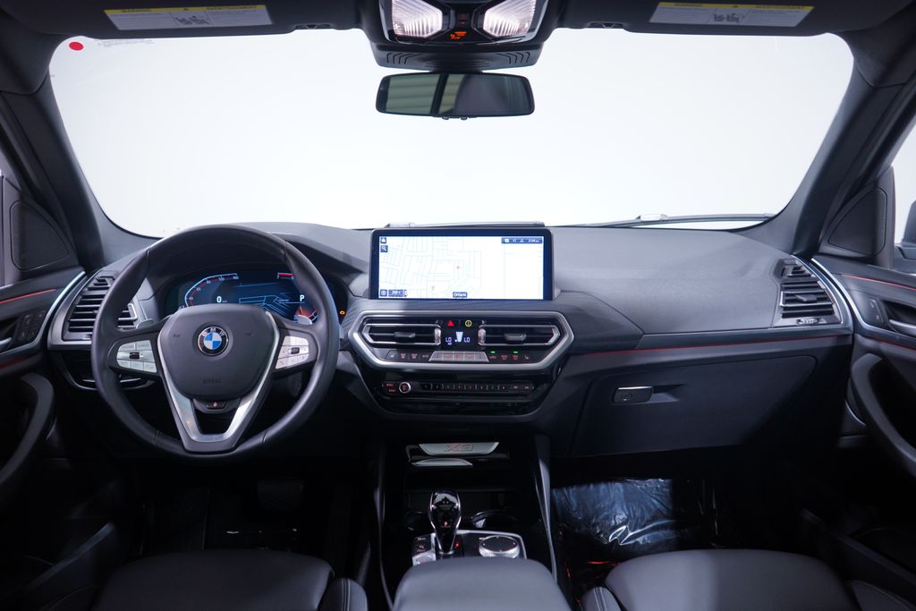 Thumbnail: 2022 BMW X3 - 10