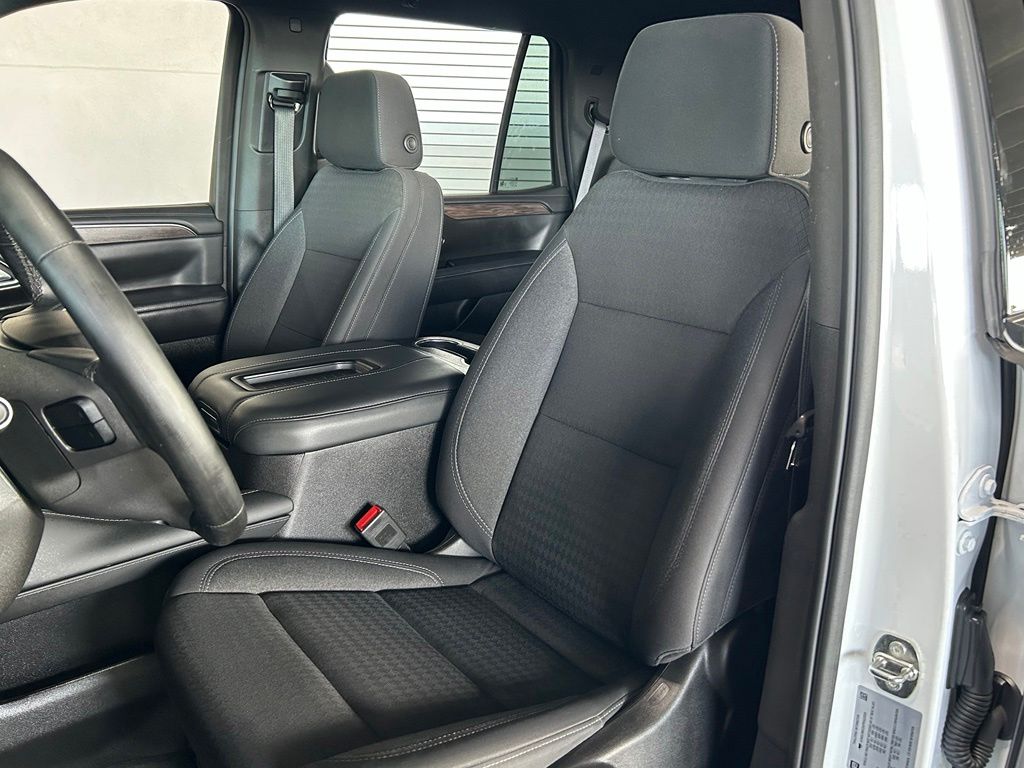 Used 2023 Summit White Chevrolet LS image 17