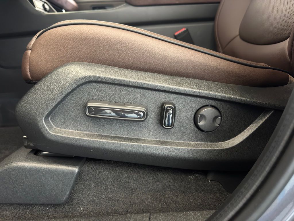 2026 Honda Pilot Elite  at Community Honda