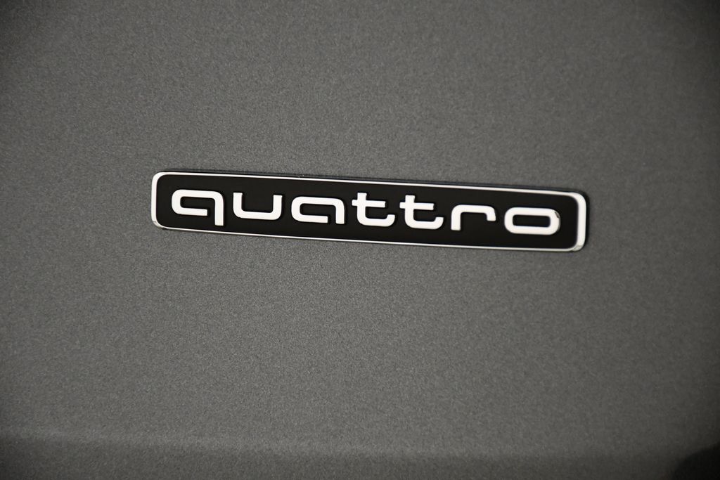2025 Audi Q5  10