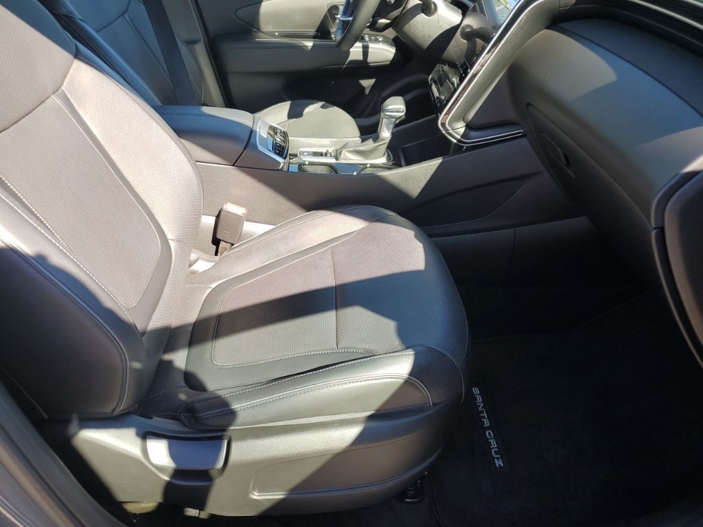 Used Car 2022 Hyundai Santa Cruz  Limited For Sale Under $30,000 In Austin, Texas