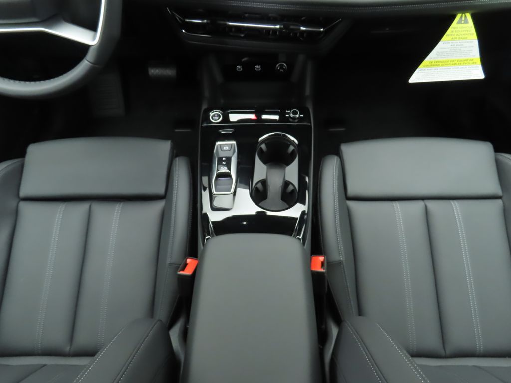 2025 Audi Q6 e-tron Premium 16