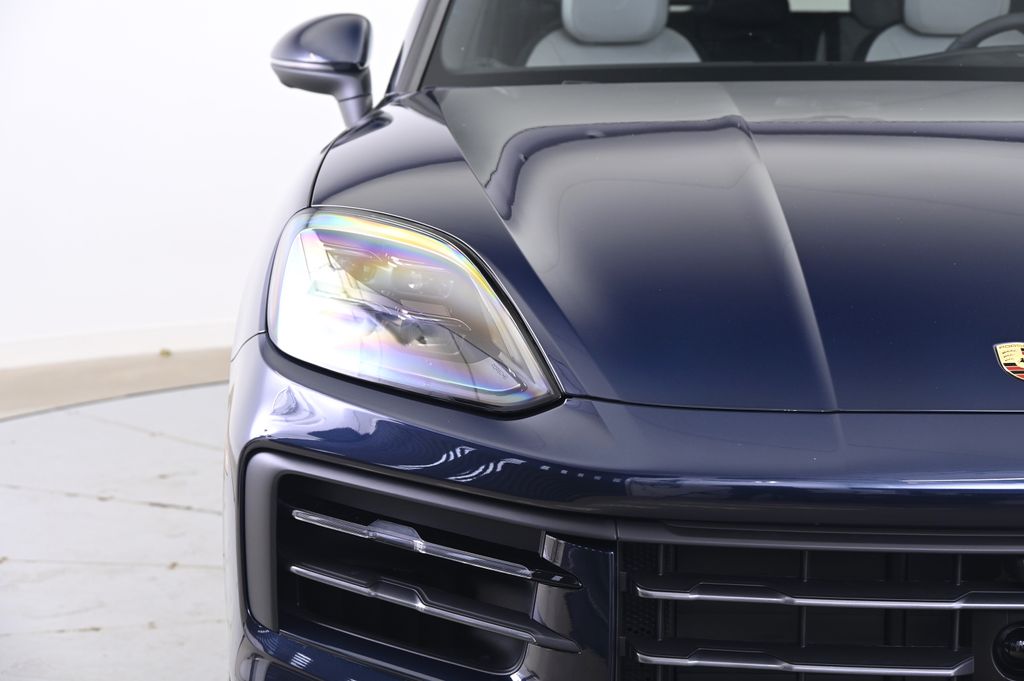 Thumbnail: 2026 Porsche Cayenne - 11