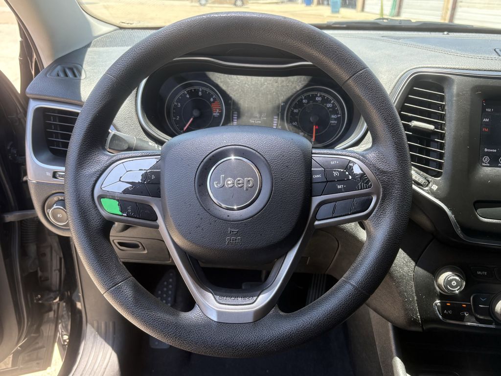 2019 Jeep Cherokee Latitude Black at Durrett Motor Company