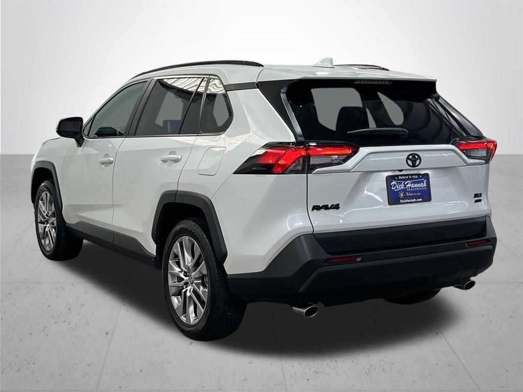 2023 Toyota RAV4 XLE Premium