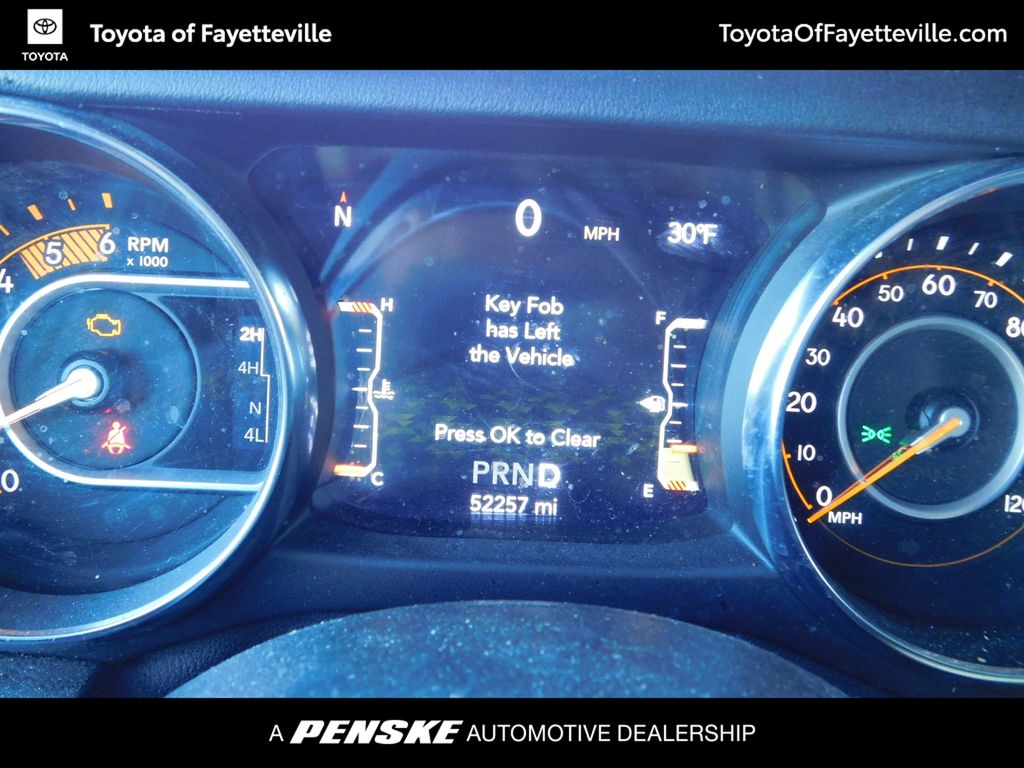 Thumbnail: 2021 Jeep Gladiator - 7