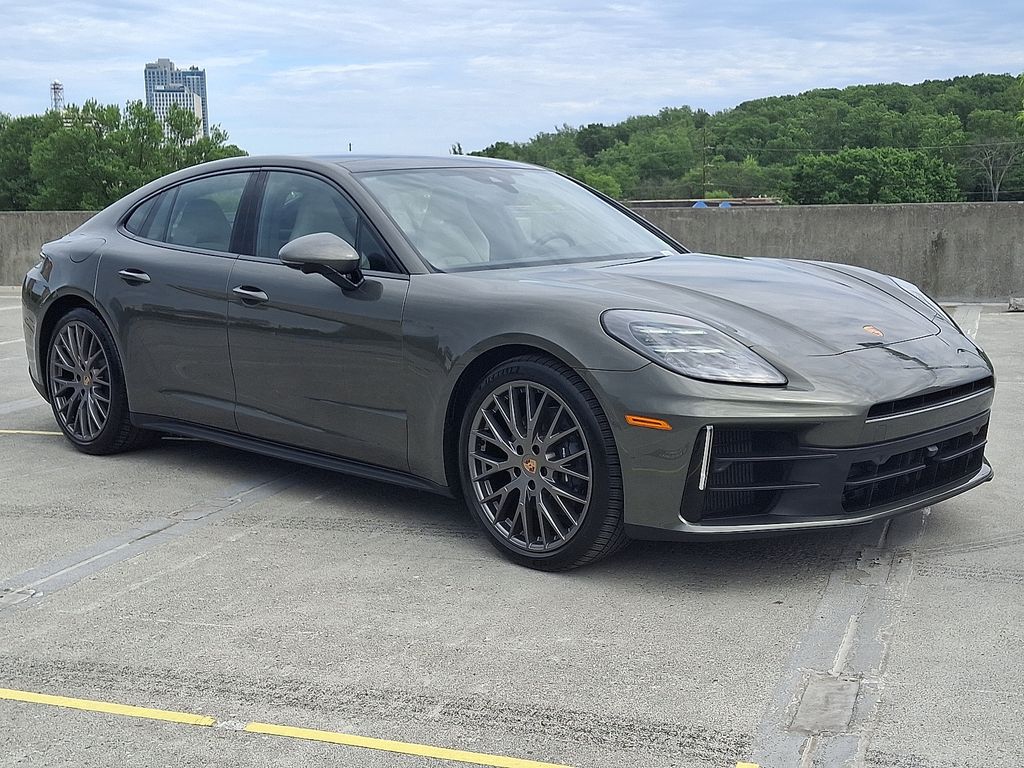 Thumbnail: 2025 Porsche Panamera - 7