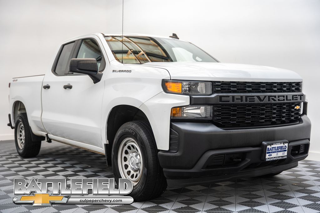 Summit White 2021 Chevrolet Silverado 1500 Pickup Truck Four-Wheel Drive 8-Speed Automatic