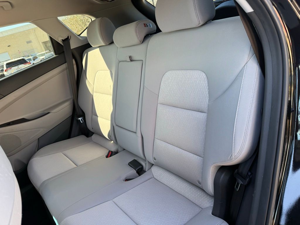 Thumbnail: 2017 Hyundai Tucson - 21