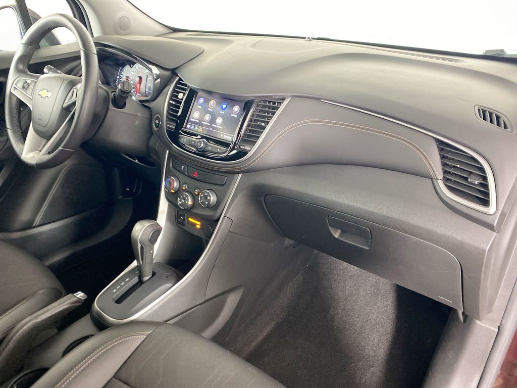 2022 Chevrolet Trax LT photo