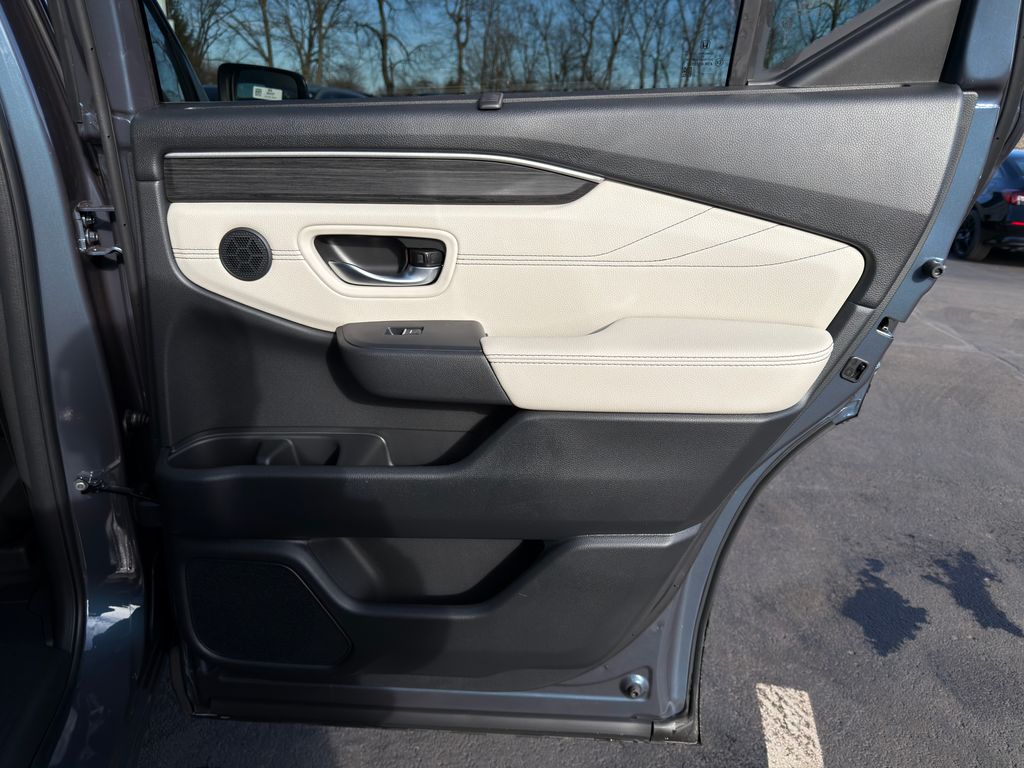 Thumbnail: 2026 Honda Pilot - 25