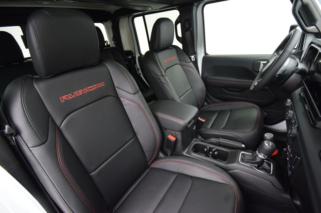 new 2026 Jeep Gladiator car, priced at $59,025