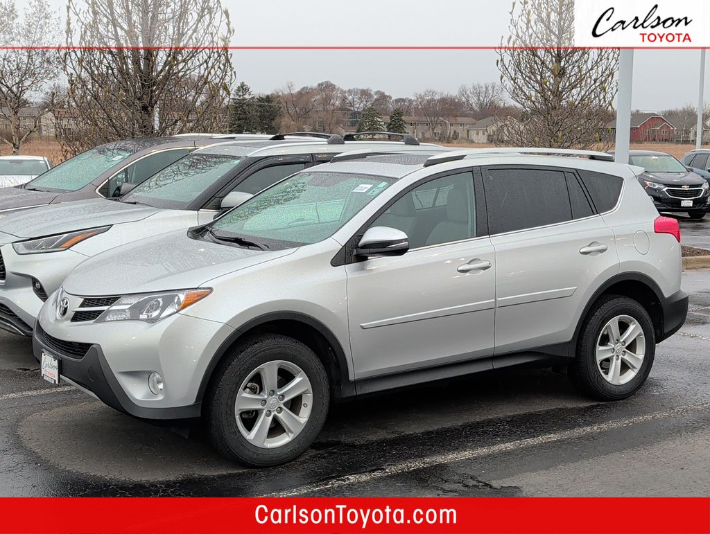Classic Silver Metallic 2013 Toyota RAV4 XLE AWD SUV / Crossover All-Wheel Drive 6-Speed Automatic