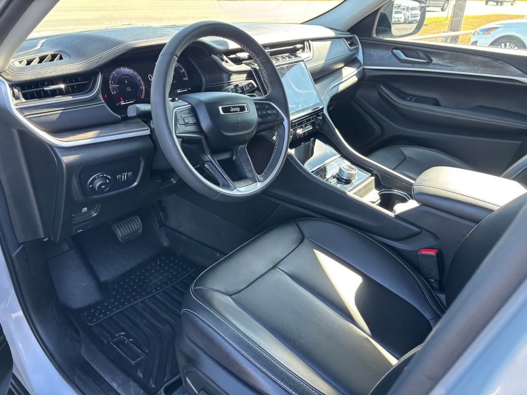 Used Car 2024 Jeep Grand Cherokee  Limited For Sale Under $40,000 In Austin, Texas