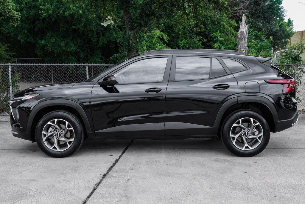 used 2024 Chevrolet Trax car, priced at $21,900