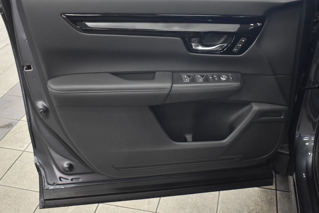 2026 Honda CR-V  8