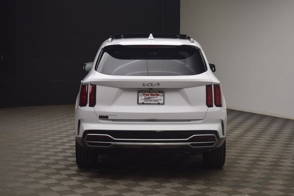 used 2023 Kia Sorento car, priced at $28,500