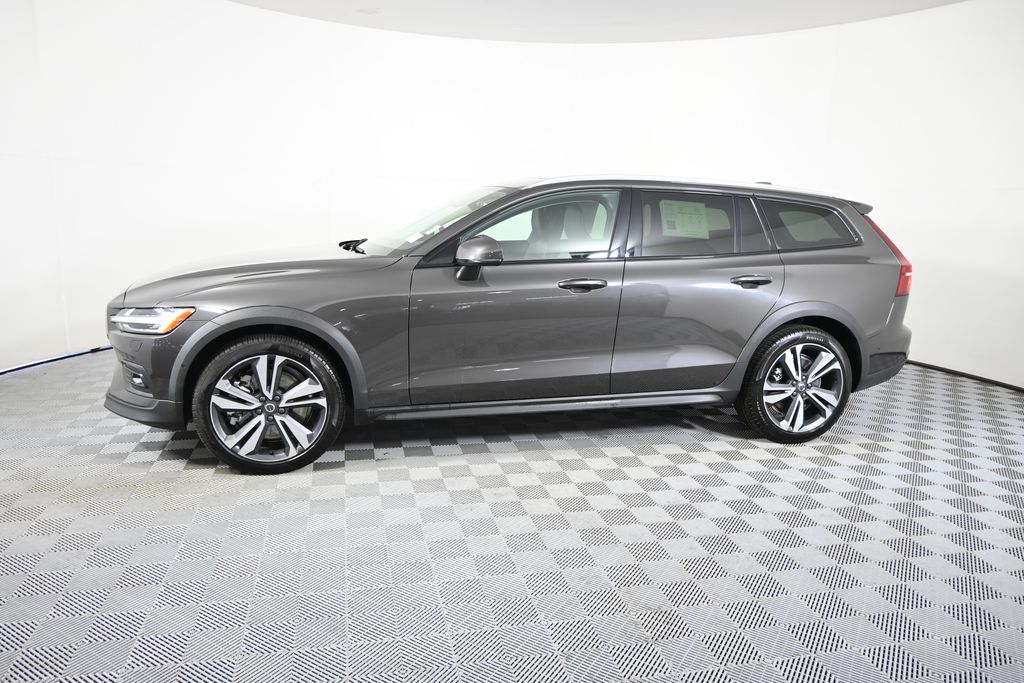 Used 2025 Volvo V60 Cross Country Plus with VIN YV4L12WK9S2149476 for sale in Forest Lake, Minnesota