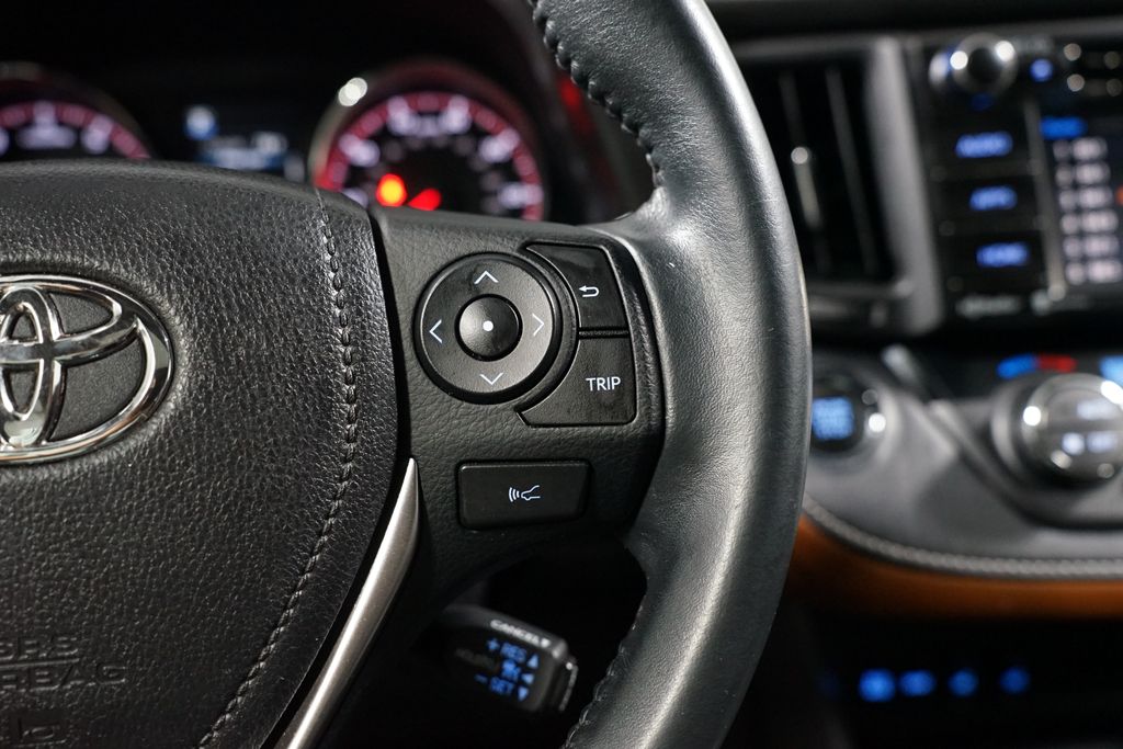 Thumbnail: 2017 Toyota RAV4 - 13
