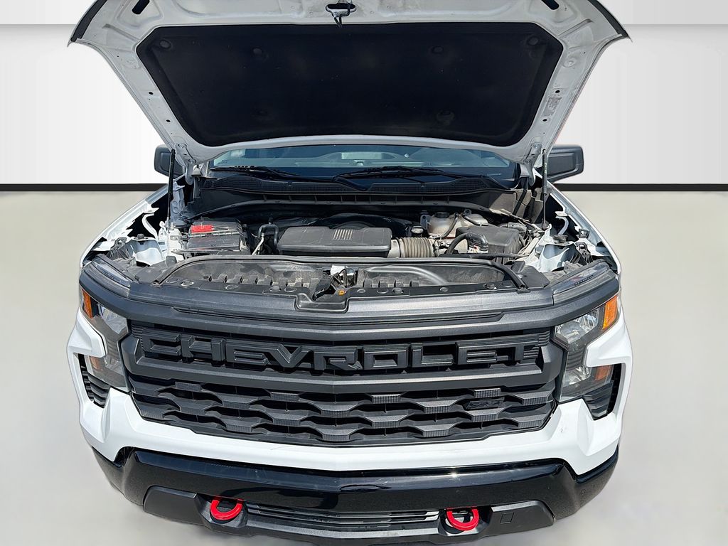 Used 2024 White Chevrolet Custom Trail Boss image 29