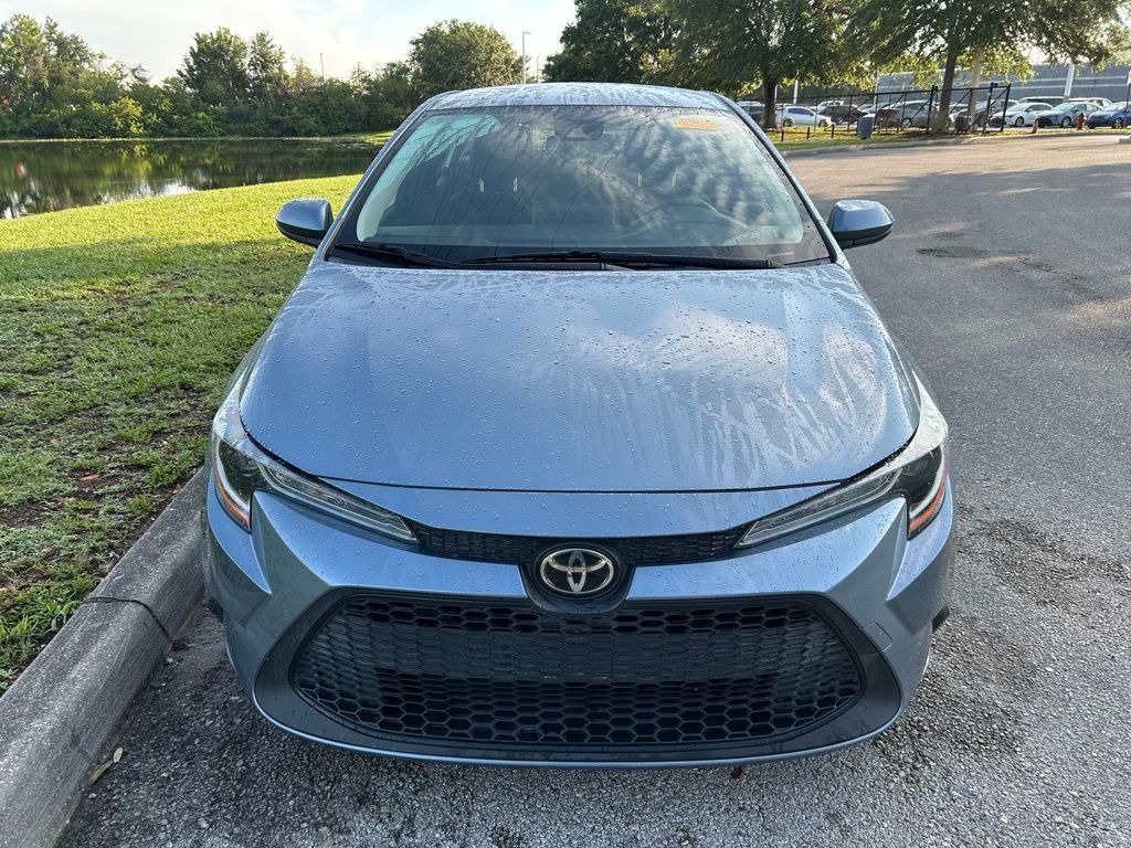 2021 Toyota Corolla LE 8