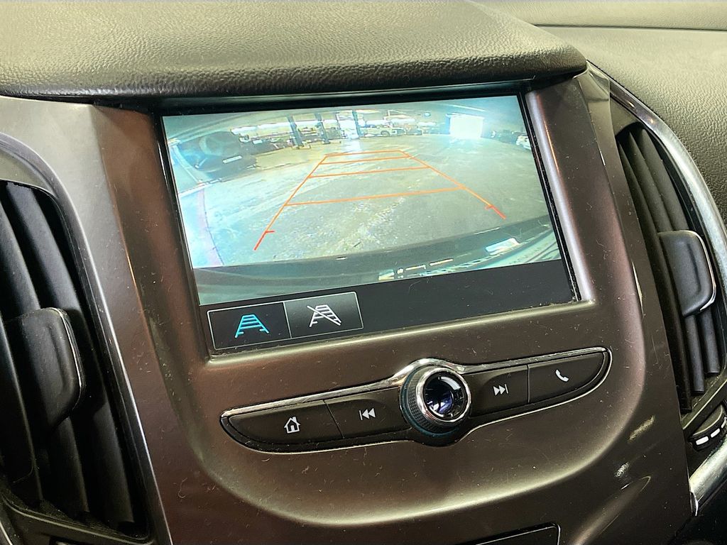 Used 2018 Graphite Metallic Chevrolet LT image 13