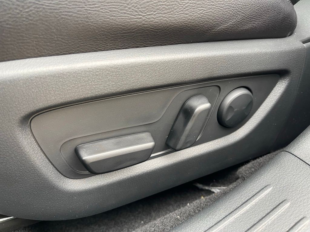 New 2026 Polymetal Gray Metallic Mazda Premium AWD image 23